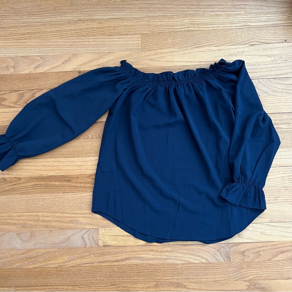 Women’s Off the Shoulder Ruffle Top - Picture 2 of 5